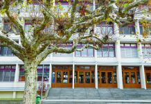 La strega di ieri e gli esclusi di oggi