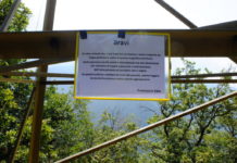 Uno striscione per portare i giovani sui sentieri