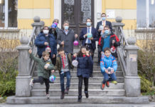 I bambini portano colore all’inverno
