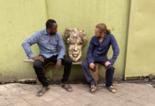 Gioco di riflessi tra culture