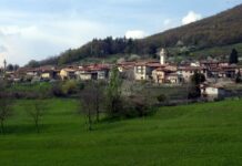 Nuvola di lucciole fra Meride e Tremona