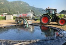 Agricoltori al pozzo