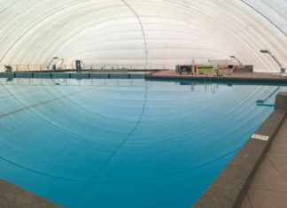 La piscina coperta quest’anno non aprirà