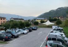 Casa anziani a Melano, il fronte si fa caldo