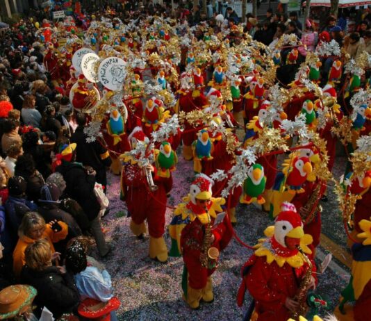 Dopo la tragedia, i carnevali si adeguano