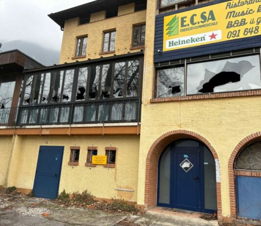 Vandalismi ai “Tre Pini”, in futuro appartamenti